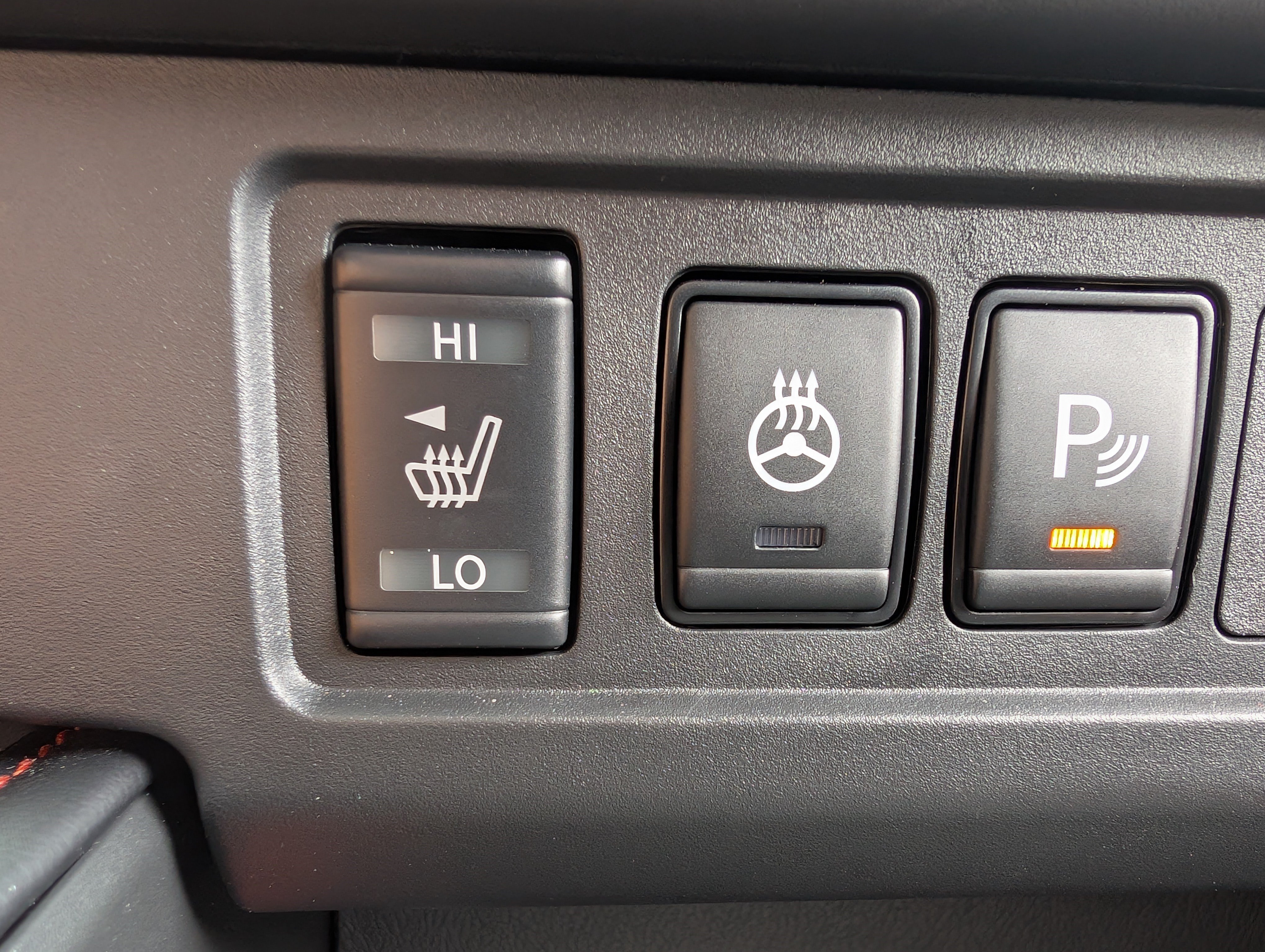 Used 2025 Nissan Frontier PRO-4X w/ Pro Convenience Package AWD/4WD image 31