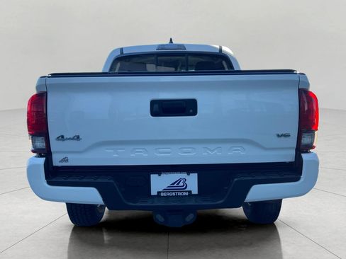 Used 2021 Toyota Tacoma SR image 12