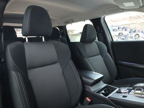 Used 2022 Mitsubishi Outlander ES image 27