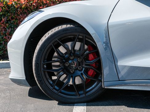 Used 2024 Chevrolet Corvette Z06 w/ Battery Protection Package image 8