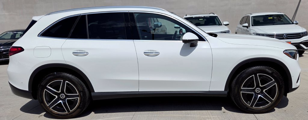 Used 2026 Mercedes-Benz GLC 300 image 5
