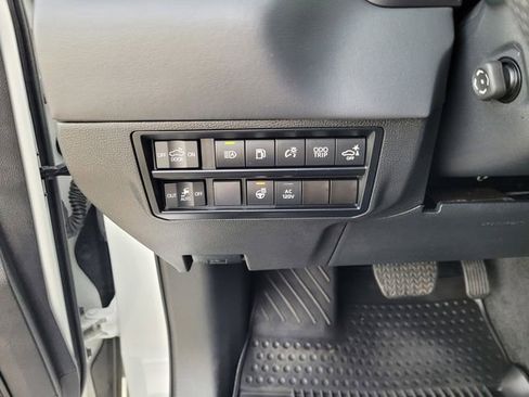 Used 2023 Toyota Tundra Platinum w/ Advanced Package AWD/4WD image 24