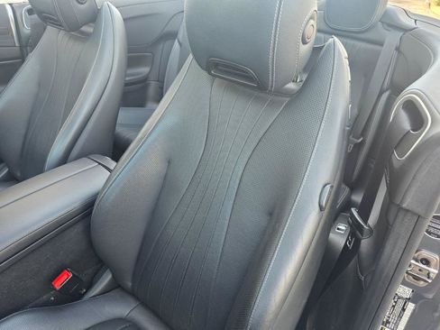 Used 2019 Mercedes-Benz E 450 4MATIC Cabriolet image 39