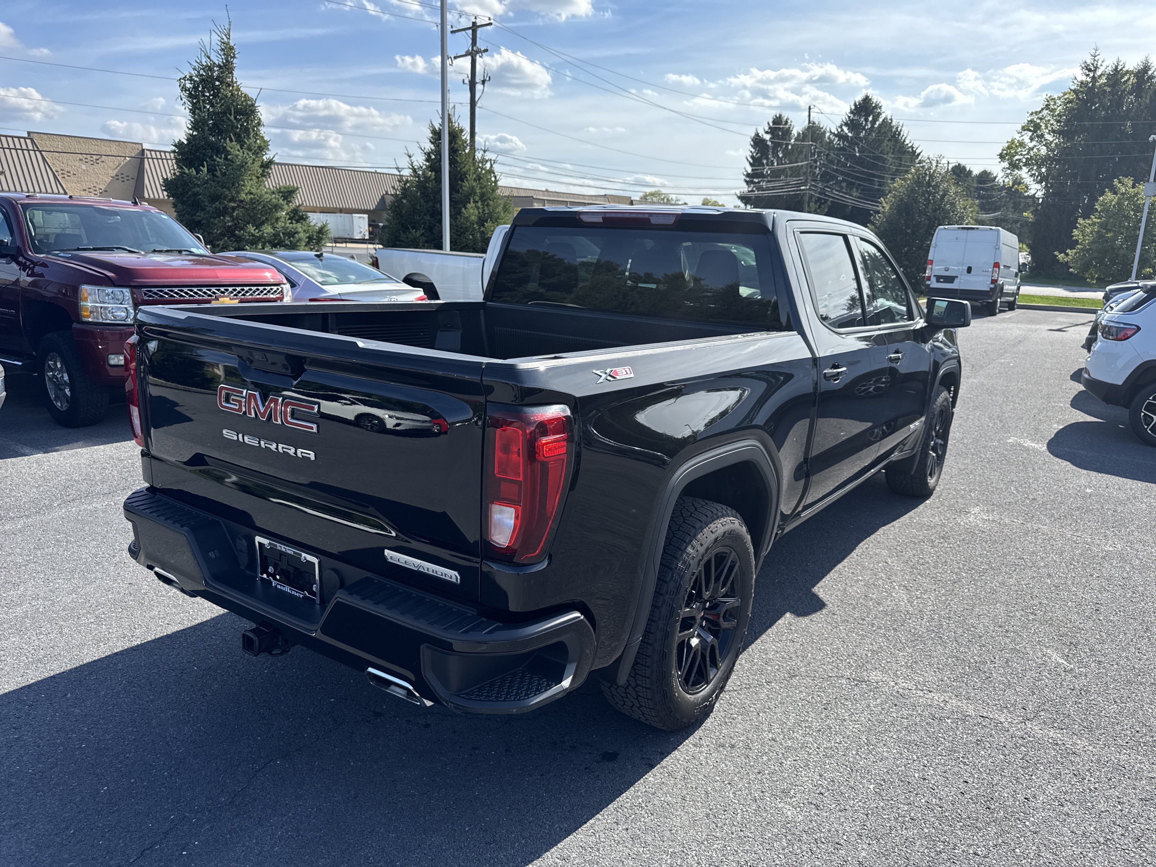 Used 2025 GMC Sierra 1500 Elevation w/ X31 Off-Road Package AWD/4WD image 38