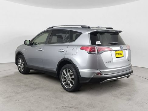 Used 2017 Toyota RAV4 Limited w/ Advanced Technology Package AWD/4WD image 7