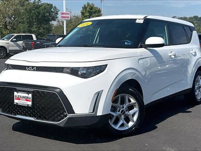 Used 2024 Kia Soul LX w/ Option Group 015