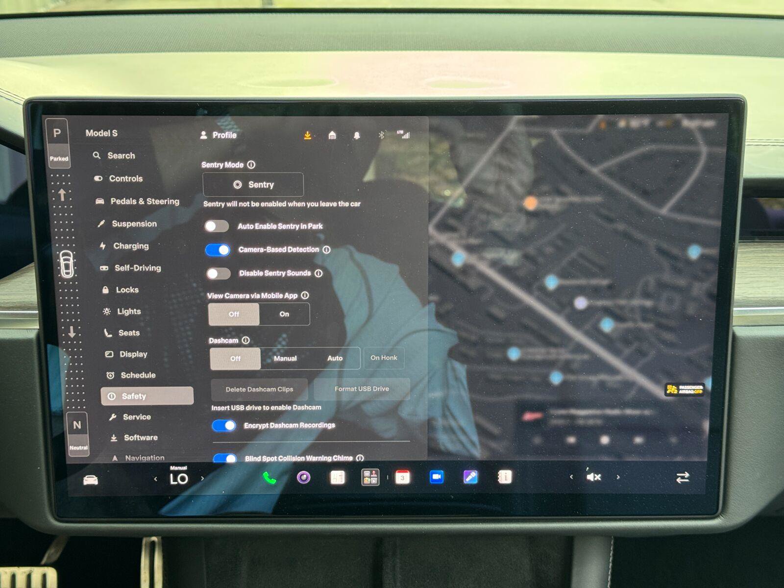 Used 2022 Tesla Model S AWD/4WD image 29