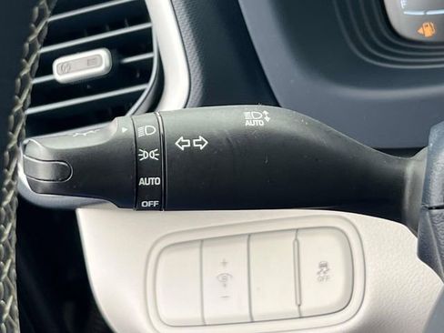 Certified 2023 Hyundai Venue Limited image 20