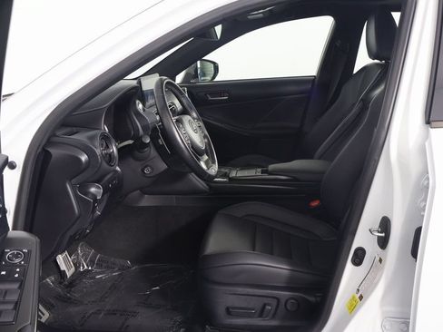 Used 2025 Lexus IS 350 F Sport w/ Navigation Package RWD image 9