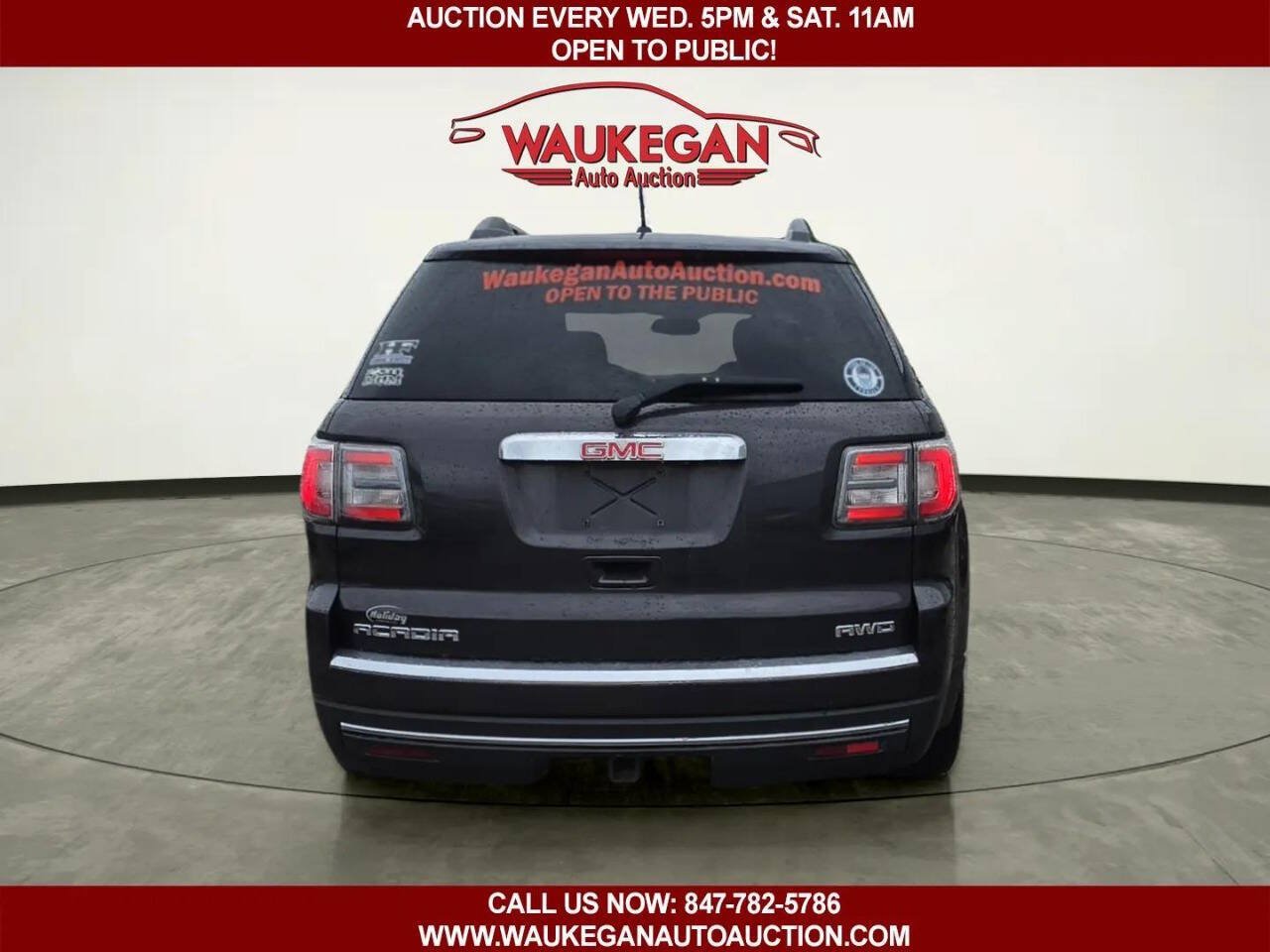 Used 2013 GMC Acadia SLE AWD/4WD image 6