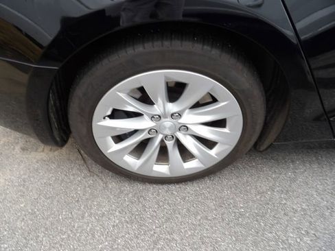 Used 2018 Tesla Model S 100D image 16