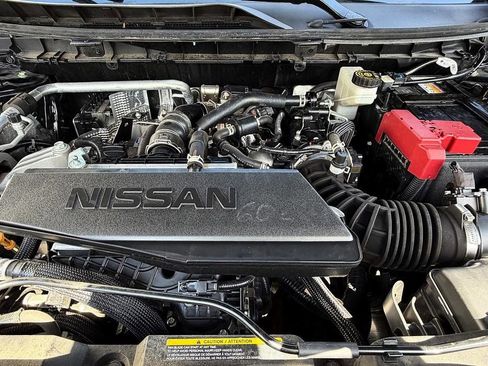 Used 2023 Nissan Rogue SV image 33