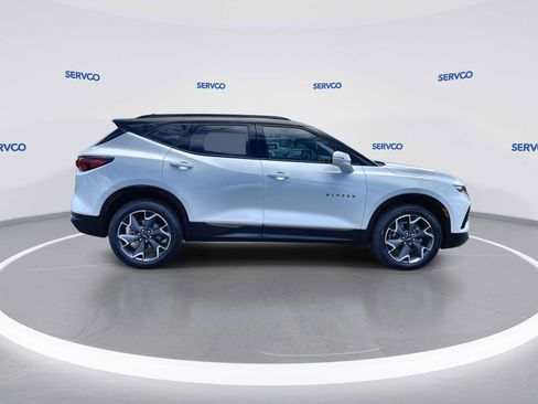 Used 2022 Chevrolet Blazer RS w/ Driver Confidence II Package FWD image 9