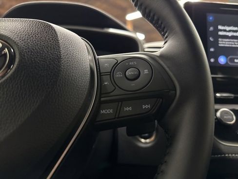 Used 2025 Toyota Corolla SE image 16