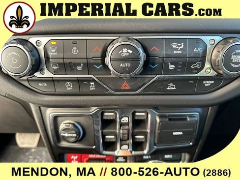 New 2026 Jeep Gladiator Mojave image 28