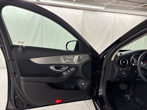 Used 2015 Mercedes-Benz C 300 Sedan image 21