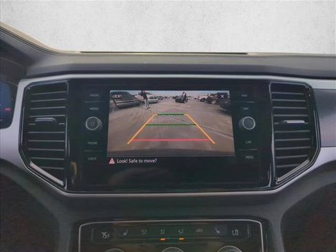 Used 2021 Volkswagen Atlas Cross Sport SEL R-Line image 21