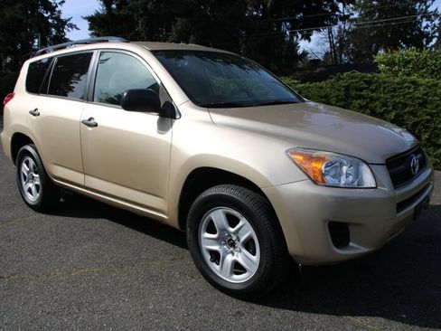 Used 2011 Toyota RAV4 2WD w/ Base L4 Extra Value Pkg image 2
