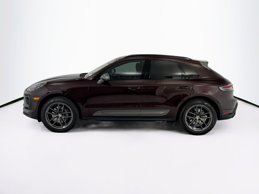 Used 2024 Porsche Macan AWD/4WD image 8