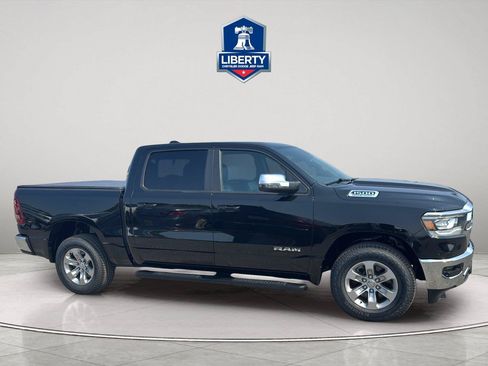 Used 2023 RAM 1500 Laramie AWD/4WD image 14