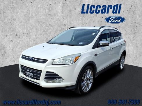 Used 2015 Ford Escape SE w/ SE Chrome Package image 3