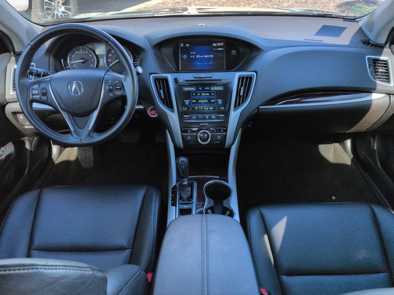 Used 2017 Acura TLX FWD image 15