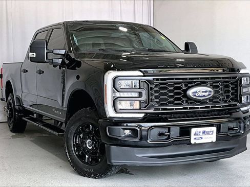 Used 2025 Ford F250 XL w/ STX Appearance Package AWD/4WD image 34