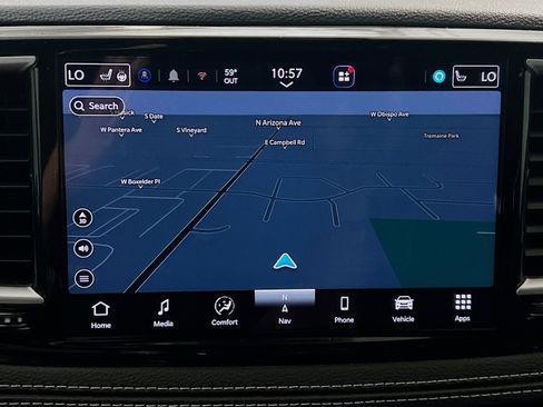 Used 2023 Chrysler Pacifica Limited w/ S Appearance Package FWD image 9