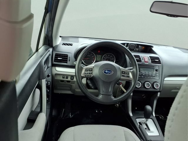 Used 2015 Subaru Forester 2.5i w/ Alloy Wheel Package AWD/4WD image 4