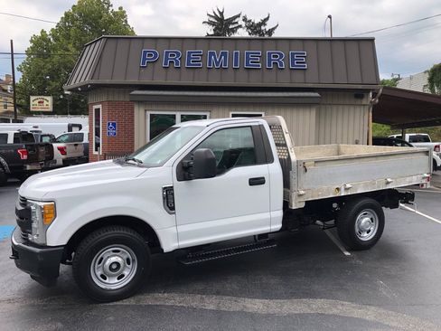 Used 2017 Ford F250 XL RWD image 2