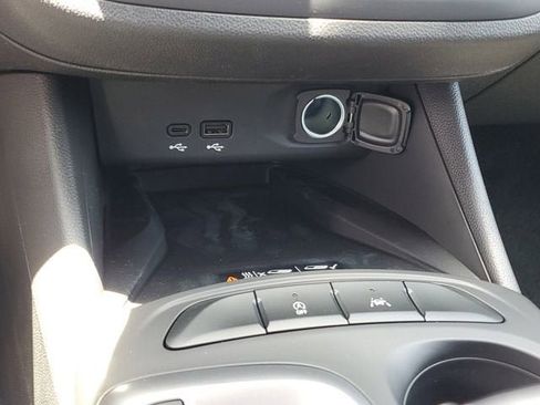 New 2026 Buick Envista Sport Touring w/ Convenience I Package FWD image 23