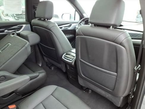 Used 2024 Cadillac XT6 Premium Luxury image 22