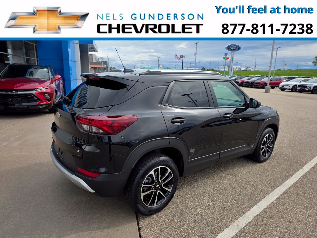 Used 2024 Chevrolet TrailBlazer LT w/ Convenience Package AWD/4WD image 7