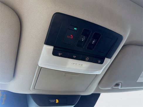 Used 2022 Nissan Pathfinder Platinum w/ Cargo Package image 35