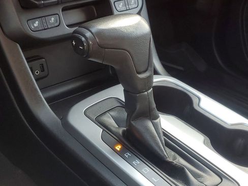 Used 2019 Chevrolet Colorado LT w/ LT Convenience Package image 23