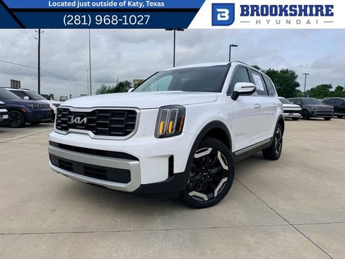 Used 2025 Kia Telluride S FWD image 1