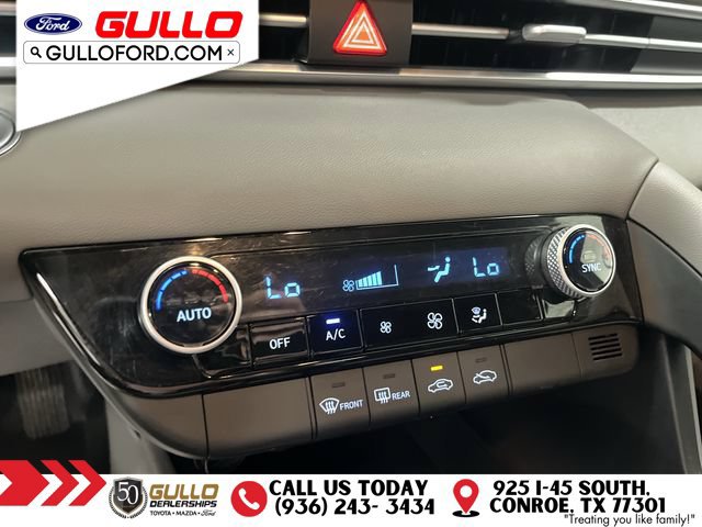 Used 2023 Hyundai Elantra SEL FWD image 26