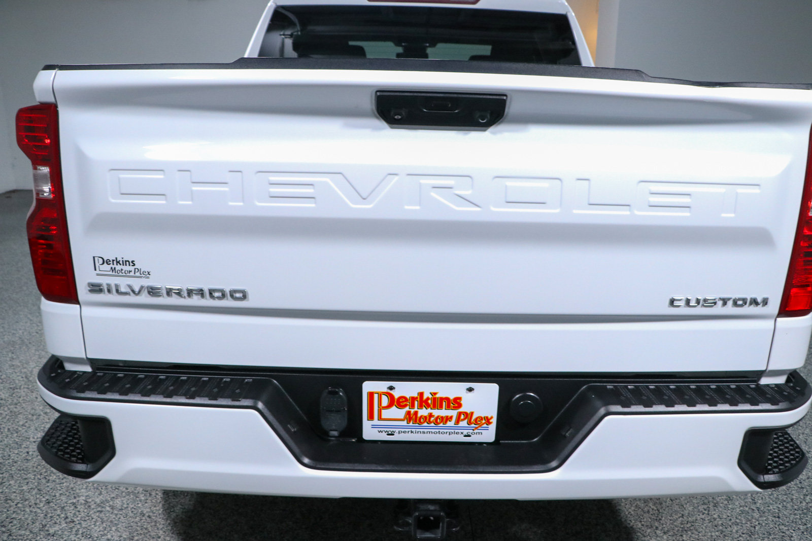 Used 2024 Chevrolet Silverado 1500 Custom AWD/4WD image 8