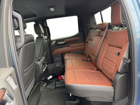 Used 2025 GMC Sierra 1500 Denali Ultimate AWD/4WD image 13