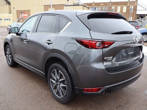 Used 2017 MAZDA CX-5 Grand Touring w/ Premium Package image 4