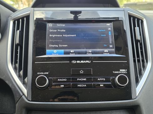 Certified 2023 Subaru Crosstrek 2.0i image 18