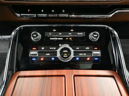 Used 2024 Lincoln Navigator Reserve w/ Equipment Group 201A AWD/4WD image 35