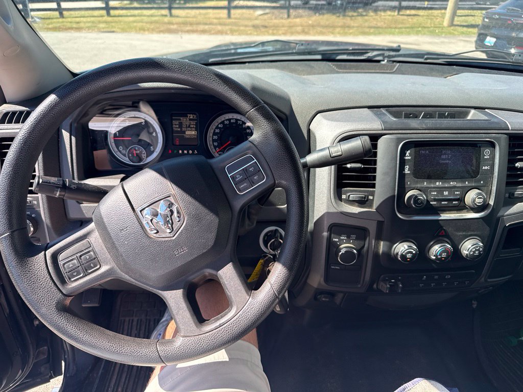 Used 2014 RAM 3500 Tradesman w/ Chrome Appearance Group AWD/4WD image 7