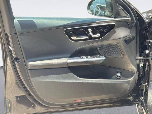 Used 2022 Mercedes-Benz C 300 Sedan image 19
