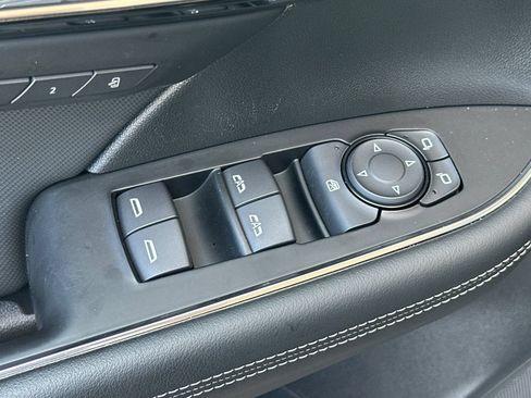 Used 2026 Buick Envision Preferred AWD/4WD image 12