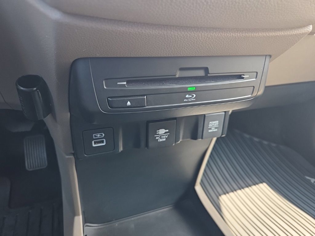 Used 2024 Honda Odyssey Touring image 48