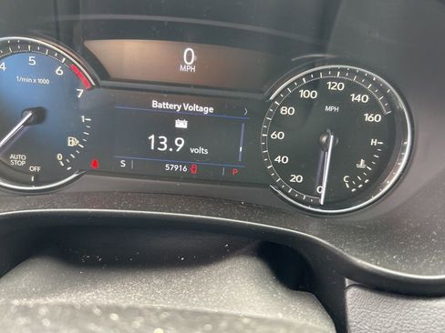 Used 2019 Cadillac XT4 Premium Luxury image 8