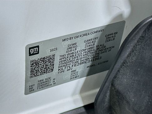 Used 2024 Chevrolet Trax LS FWD image 12