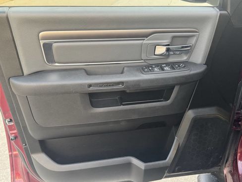 Used 2023 RAM 1500 Classic SLT w/ Electronics Convenience Group AWD/4WD image 13