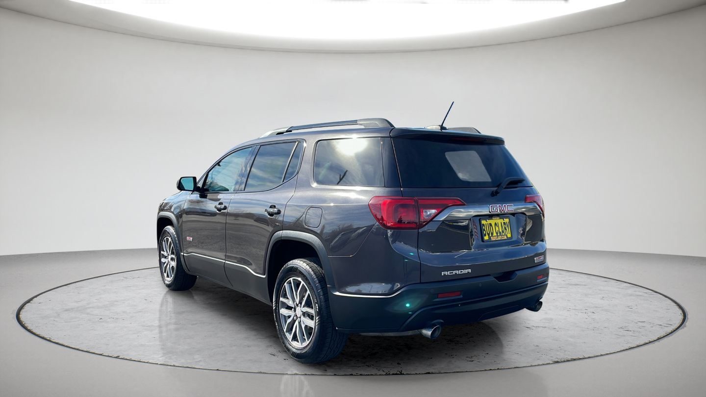 Used 2017 GMC Acadia SLE w/ Driver Alert Package I AWD/4WD image 7